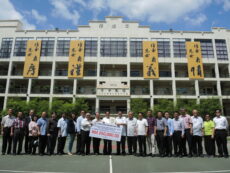 <strong>州政府今年多发10万 培中获拨25万助学金</strong>